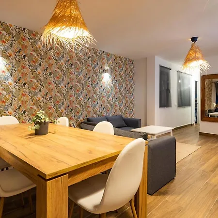 Ortega Apartment *